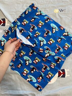 Blue Penguin Print Pillowcase – Playful Kids Bedding